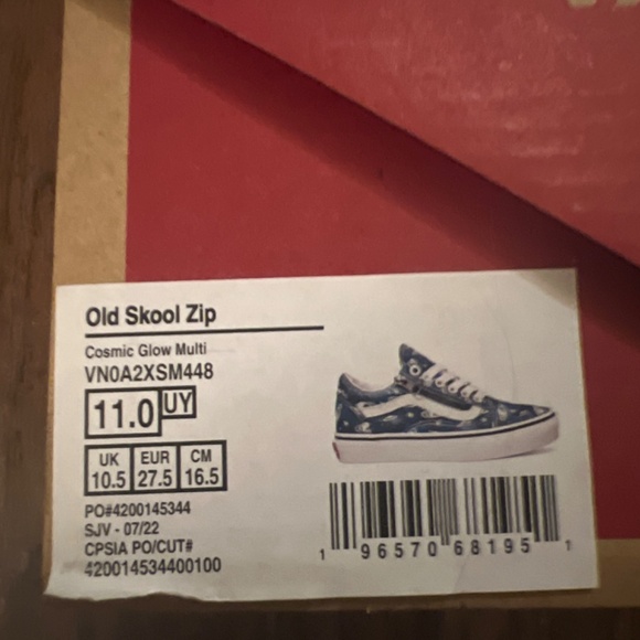 Glow in the dark kids vans - Picture 3 of 4